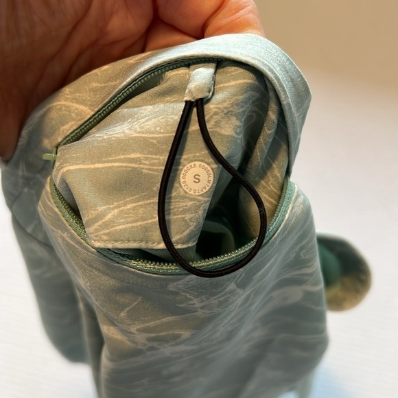 Lululemon Channel Cross Swim Short size S - Picture 9 of 9